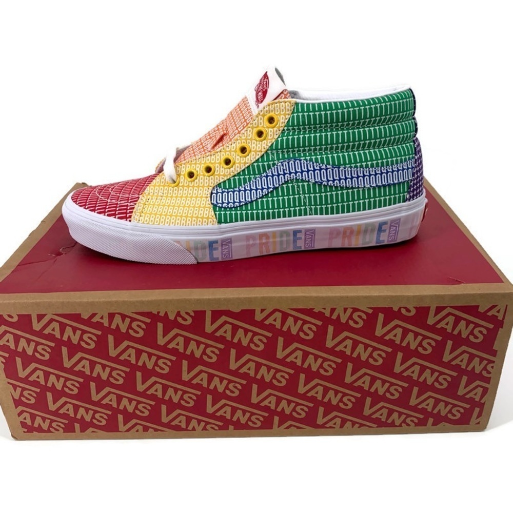 NIB Vans Pride Multi Rainbow and White High Shoes Unisex LGBTQ‎